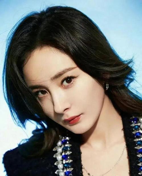 女明星的娱乐圈吃瓜爆料系统,女明星背后的那些吃瓜爆料故事 第3张 女明星的娱乐圈吃瓜爆料系统,女明星背后的那些吃瓜爆料故事 第3张